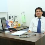 doctor-g435ba8fc0_640
