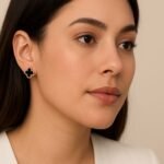 Van Cleef auskarai dobilo formos dizaino istorija ir prieinama prabanga